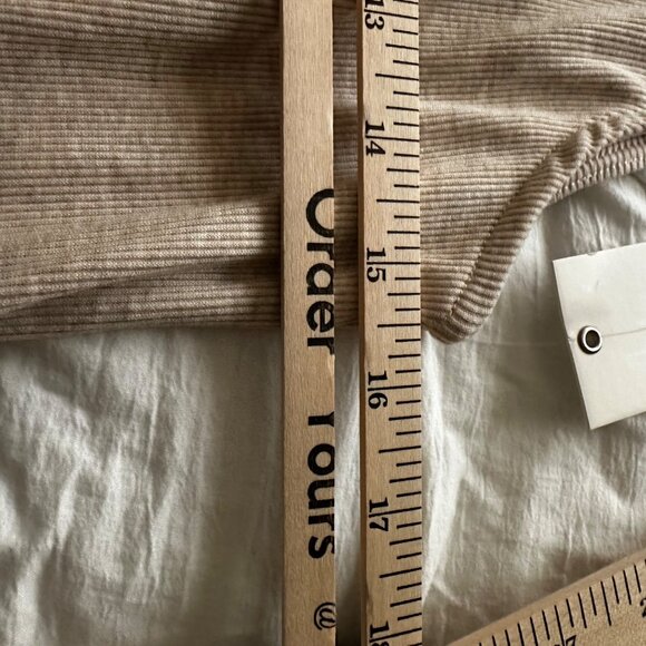 Sleeveless Beige Ava James Button Shoulder Dress SZ M Preppy Old Money NWT - Picture 6 of 9